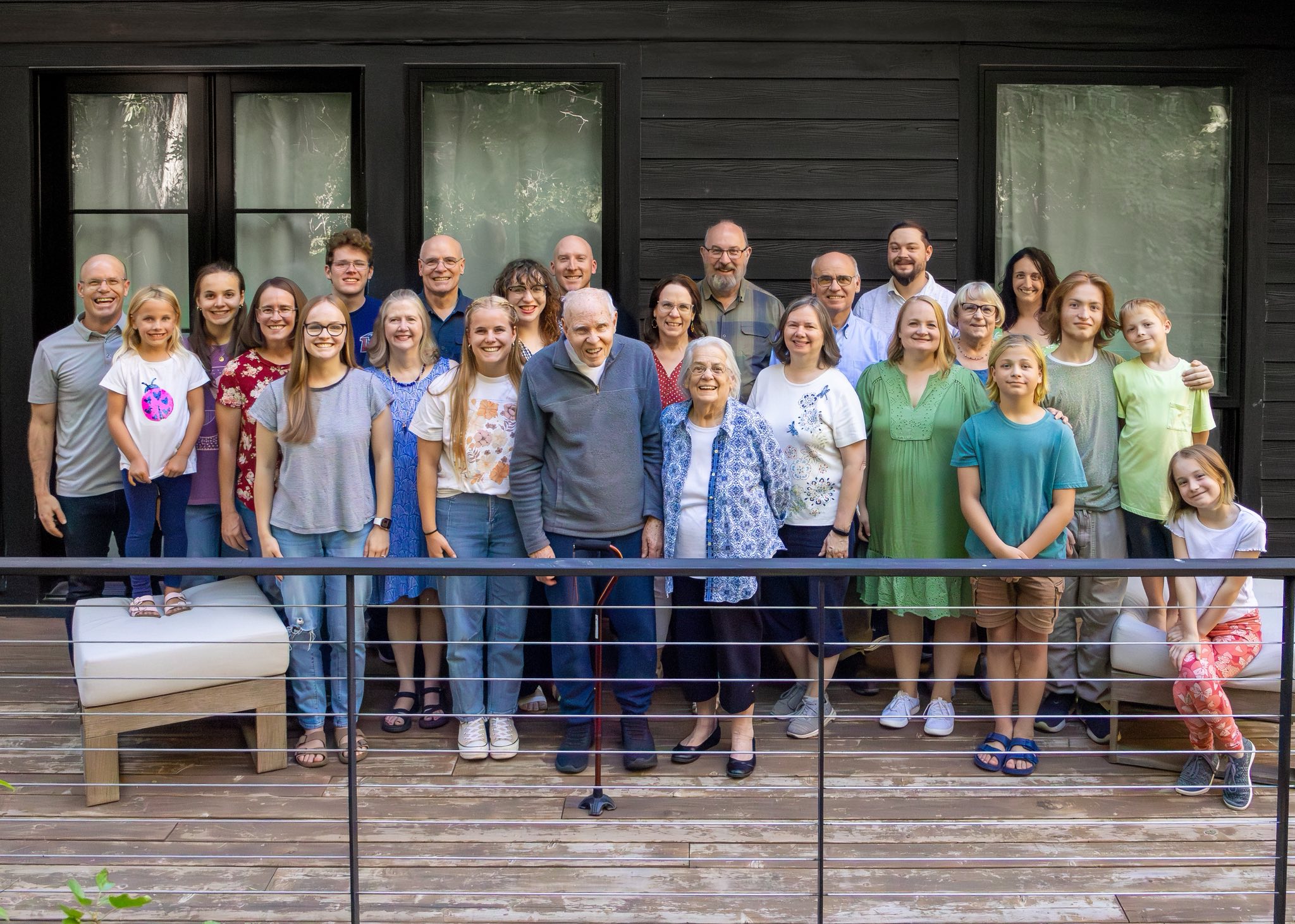picture of family at reunion